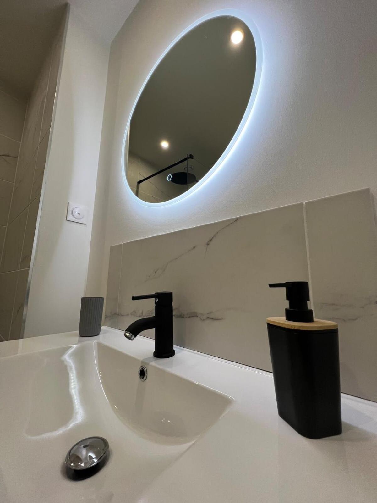 Casa Faro -T2 -Hyper Centre Brive -Rue Commercante المظهر الخارجي الصورة